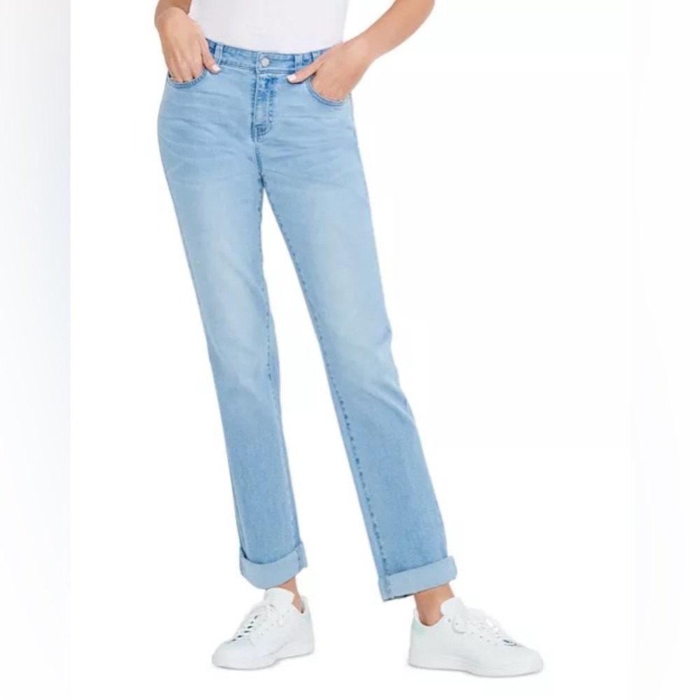 NIC+ZOE Mid Rise Girlfriend Jeans in Breeze Size 32 NWT